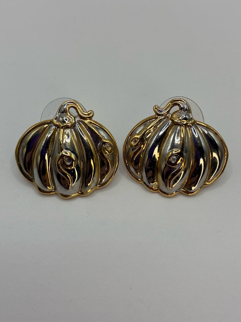 Silver And Gold Toned Ridged Harvest Pumpkin Fall Casual Halloween Stud Earrings